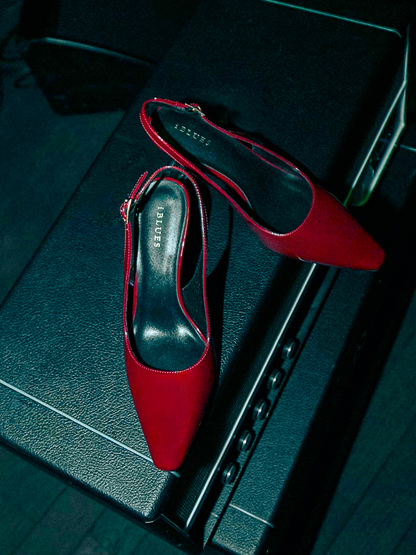 iBlues_FW25_Get_the_Look_Shoes